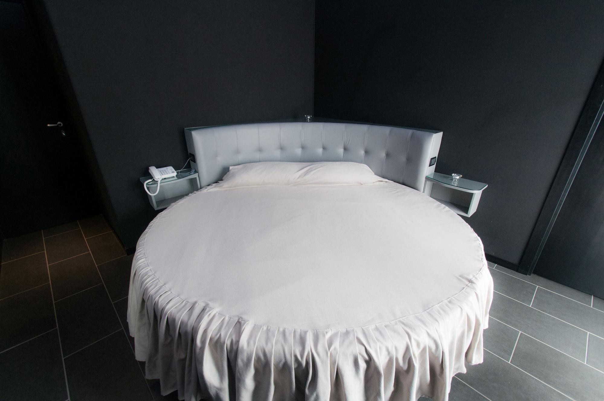 Fly Boutique 3* Naples