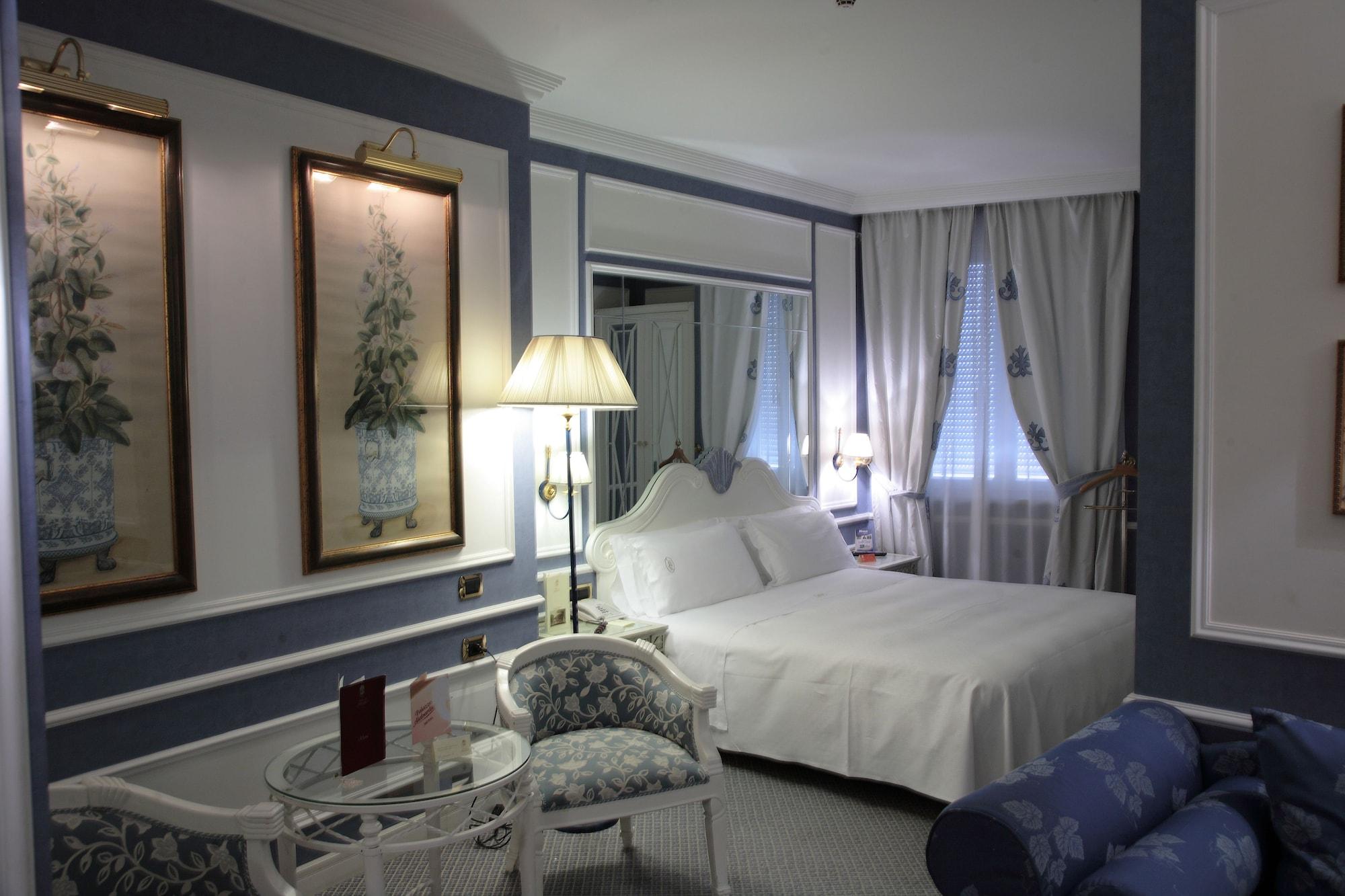 Hotel Palazzo Alabardieri