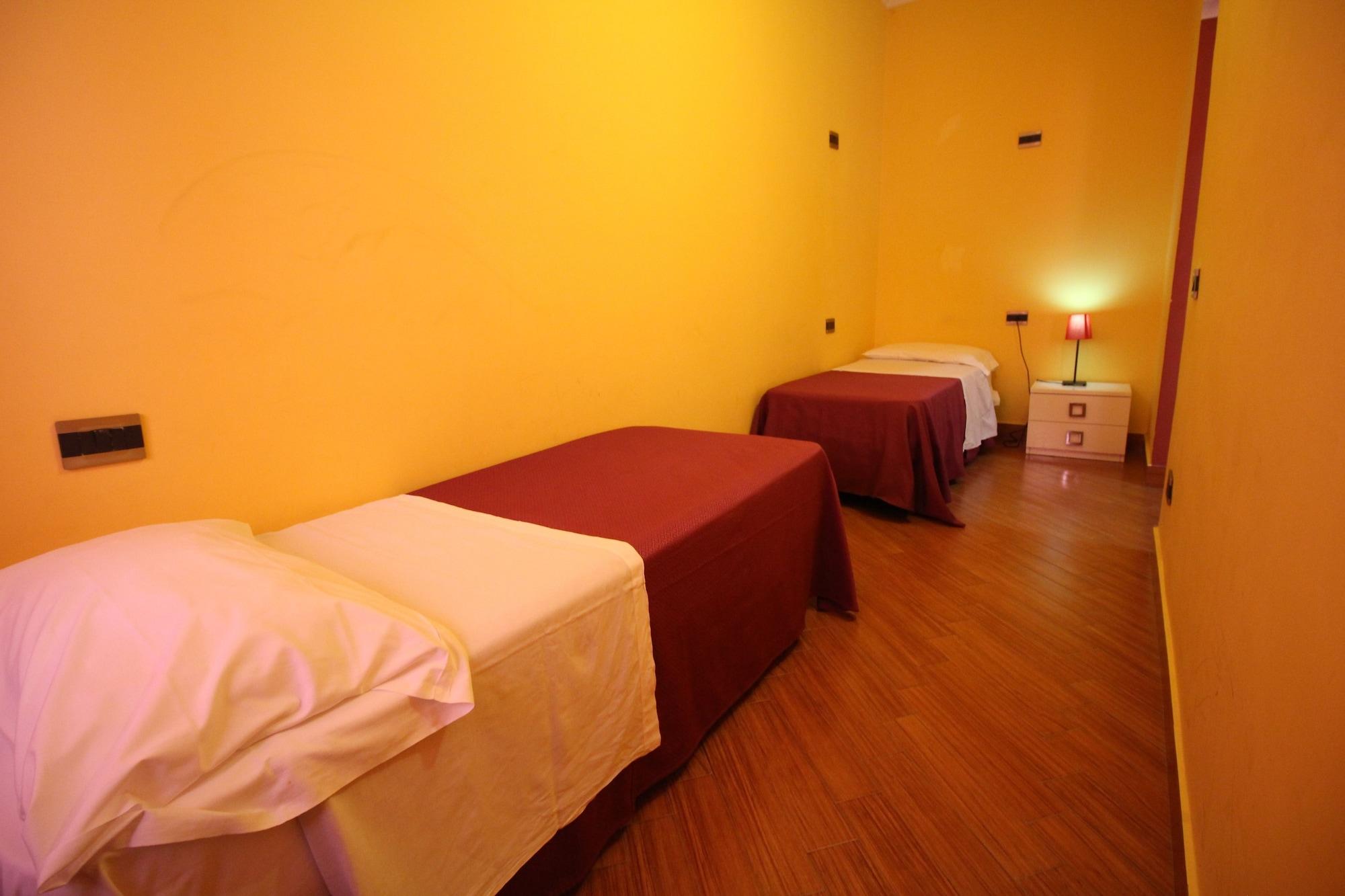 Diamond 3* Naples