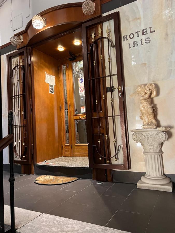Hotel Iris *