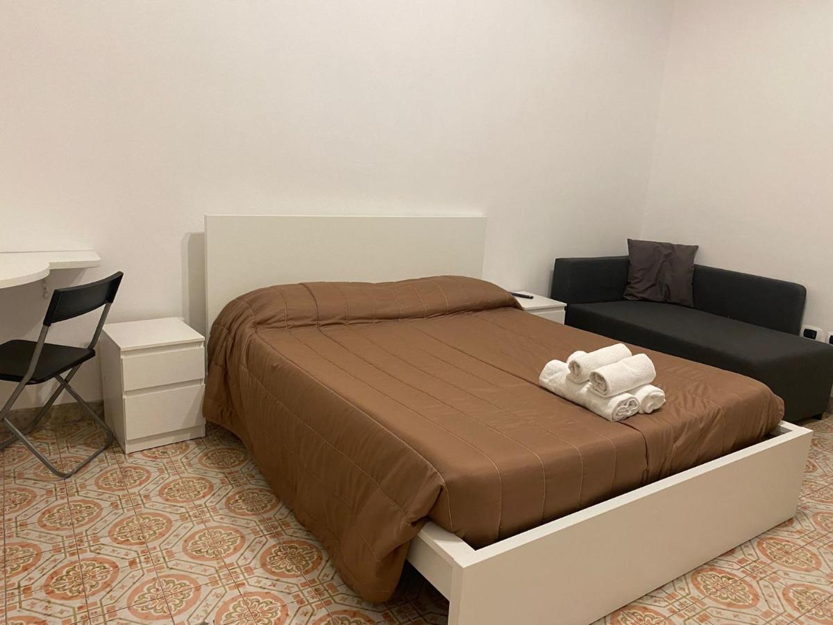 A I R Garibaldi Guest house Naples