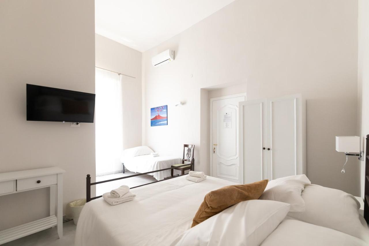Effe Bed & Breakfast Naples