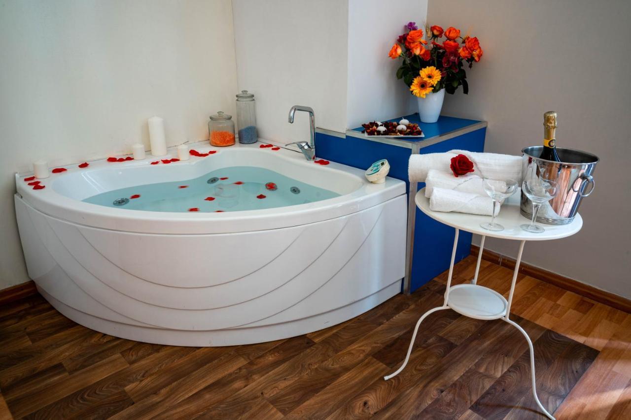 Bed & Breakfast Mada Naples