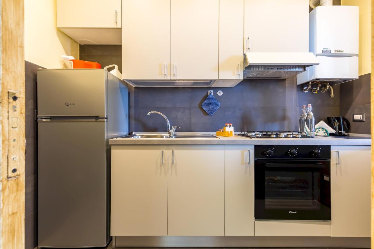 Apartment Dolcevita With Parking By Napoliapartments *