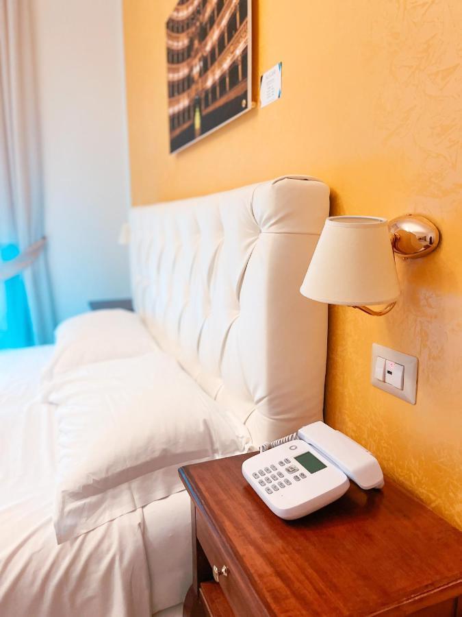 Hotel Neapolitantrips