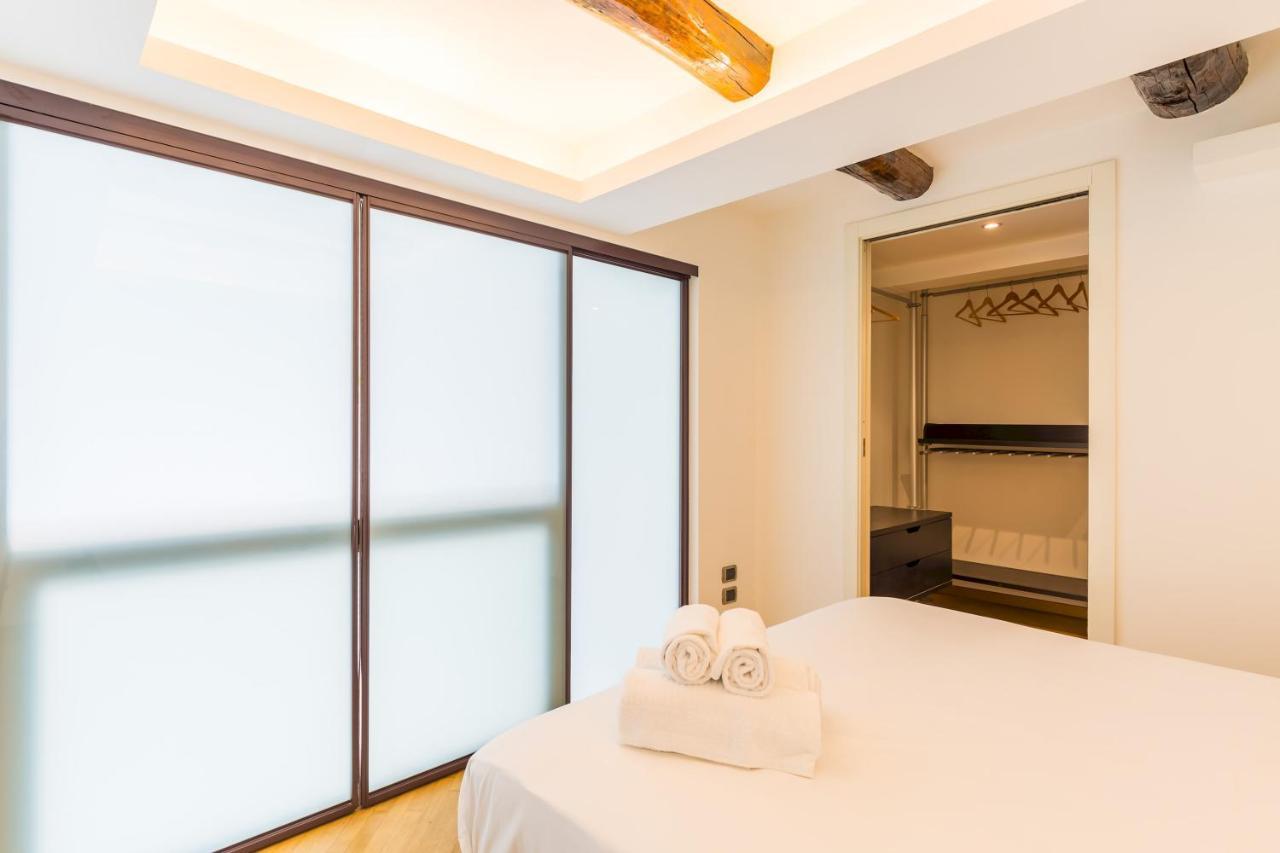 Apartment Design & Duplex At National Museum *