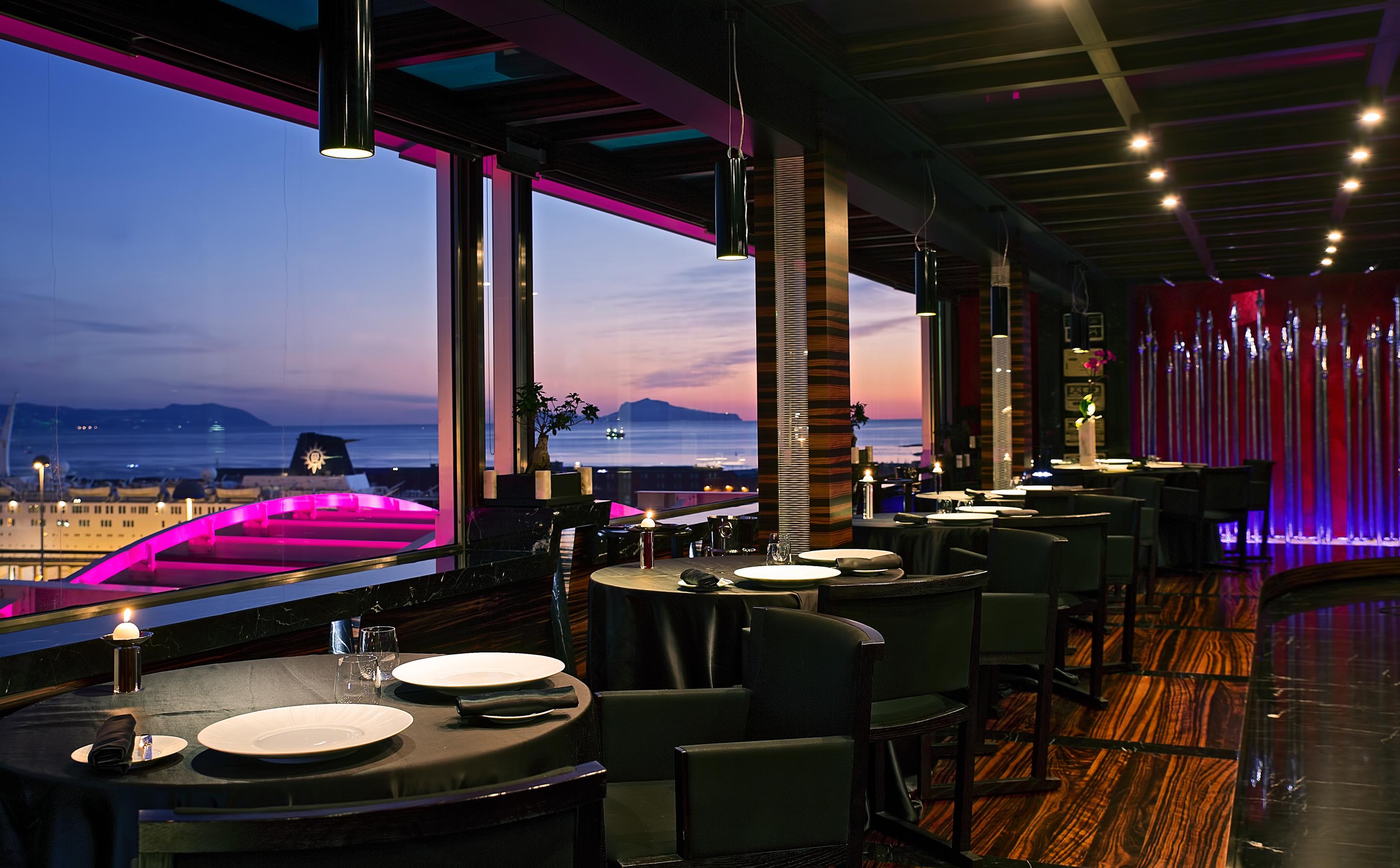 Romeo 5* Naples
