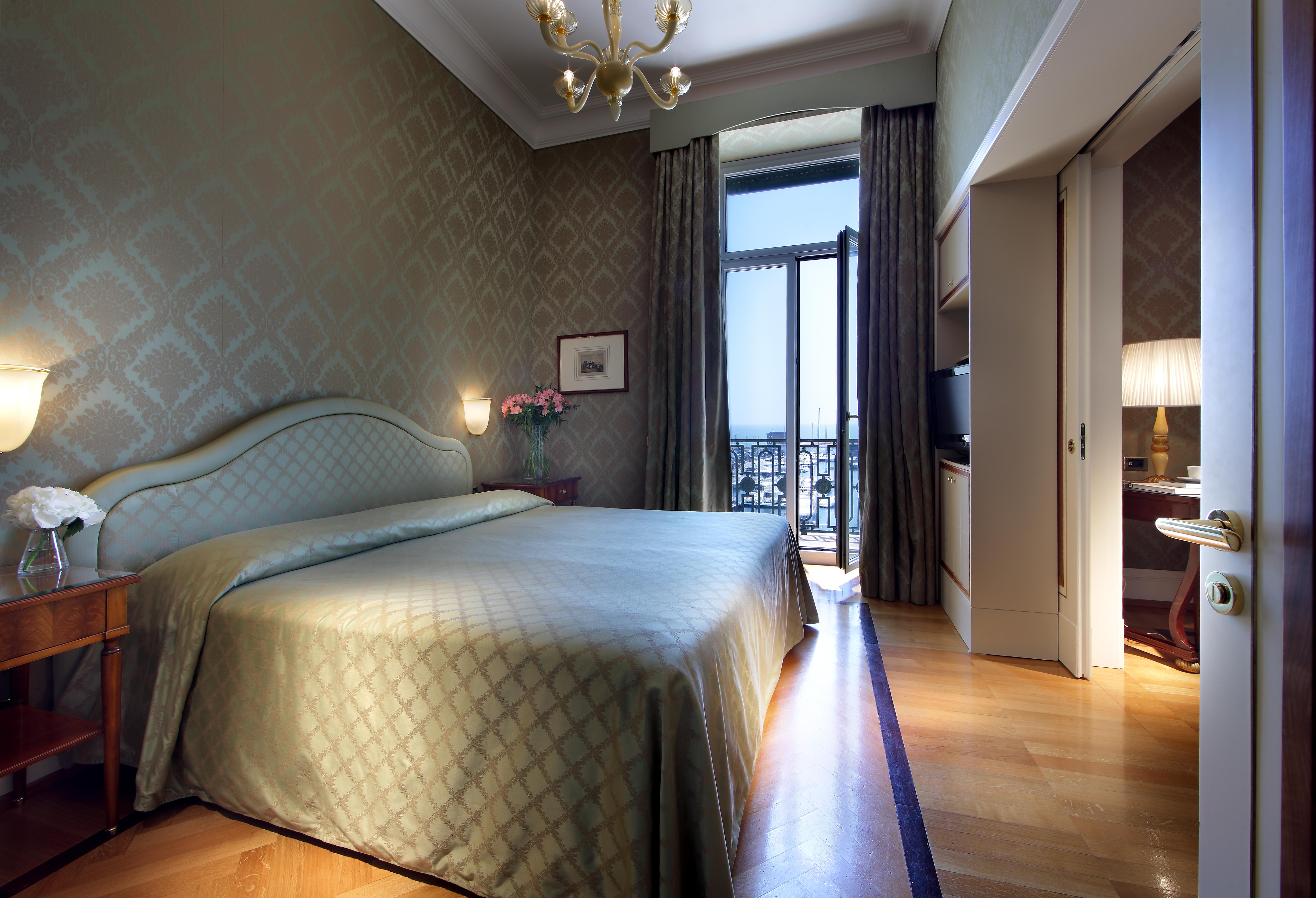 Eurostars Excelsior Naples