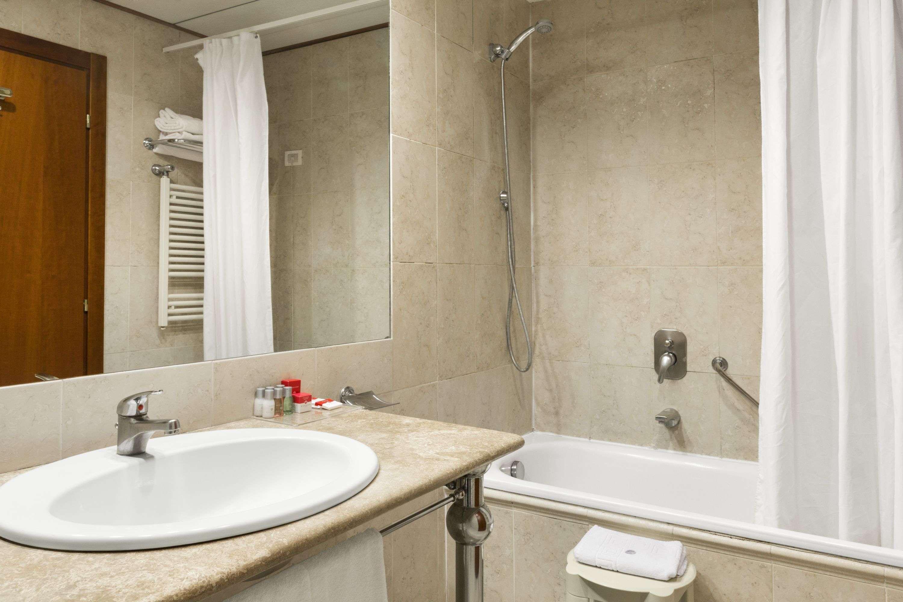 Hotel Ramada By Wyndham 4*