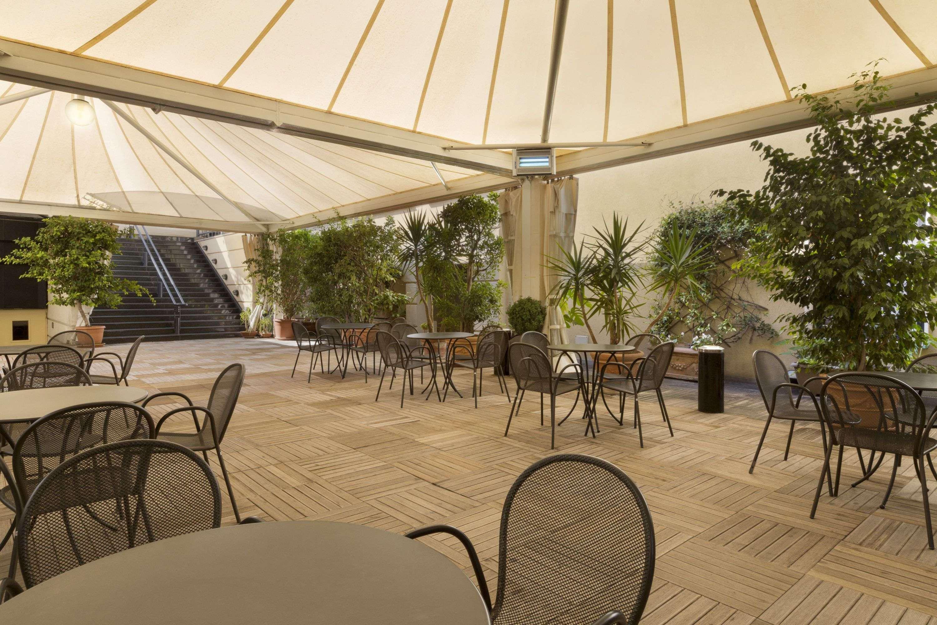 Ramada By Wyndham 4* Naples