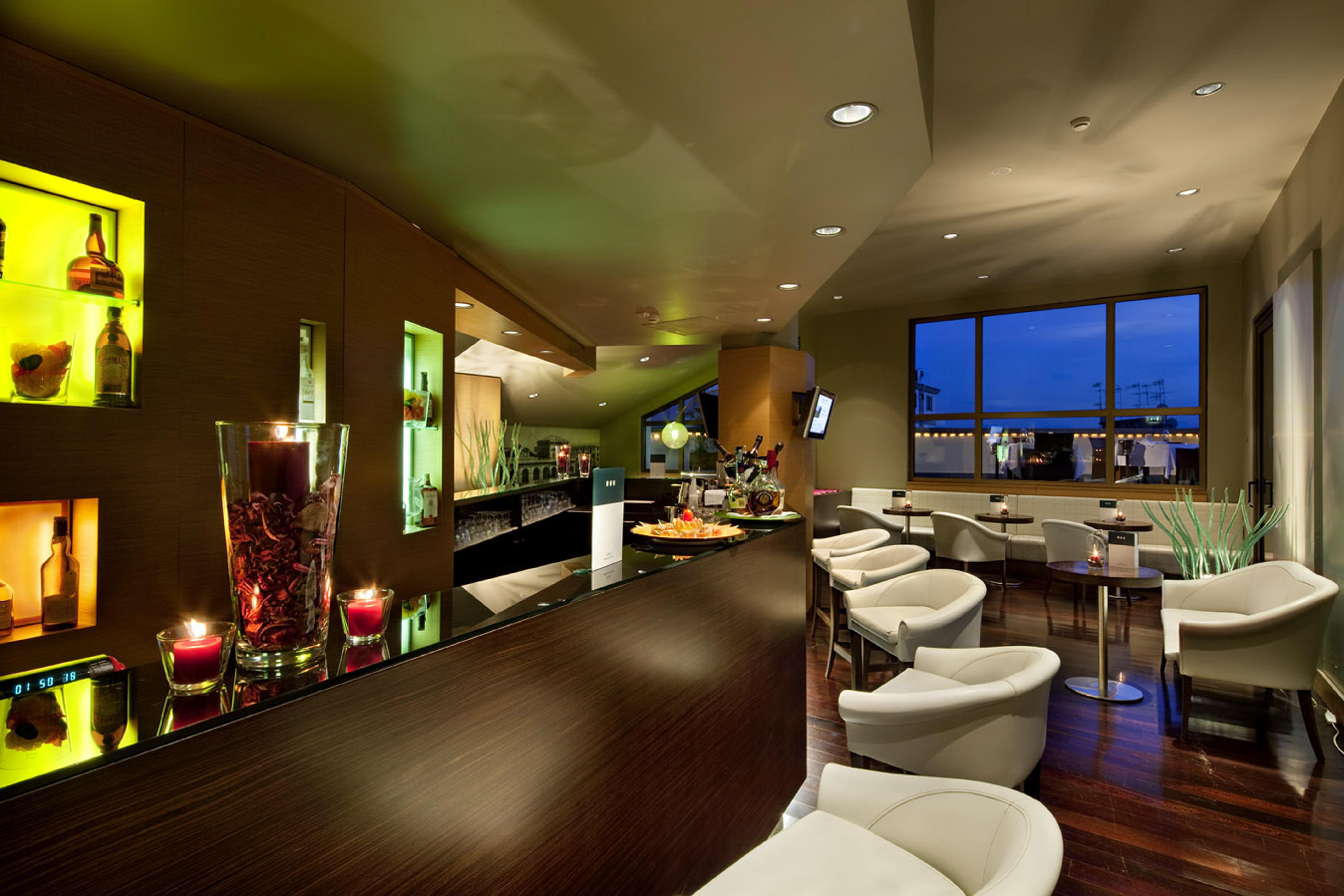 Una Hotels Napoli 4*