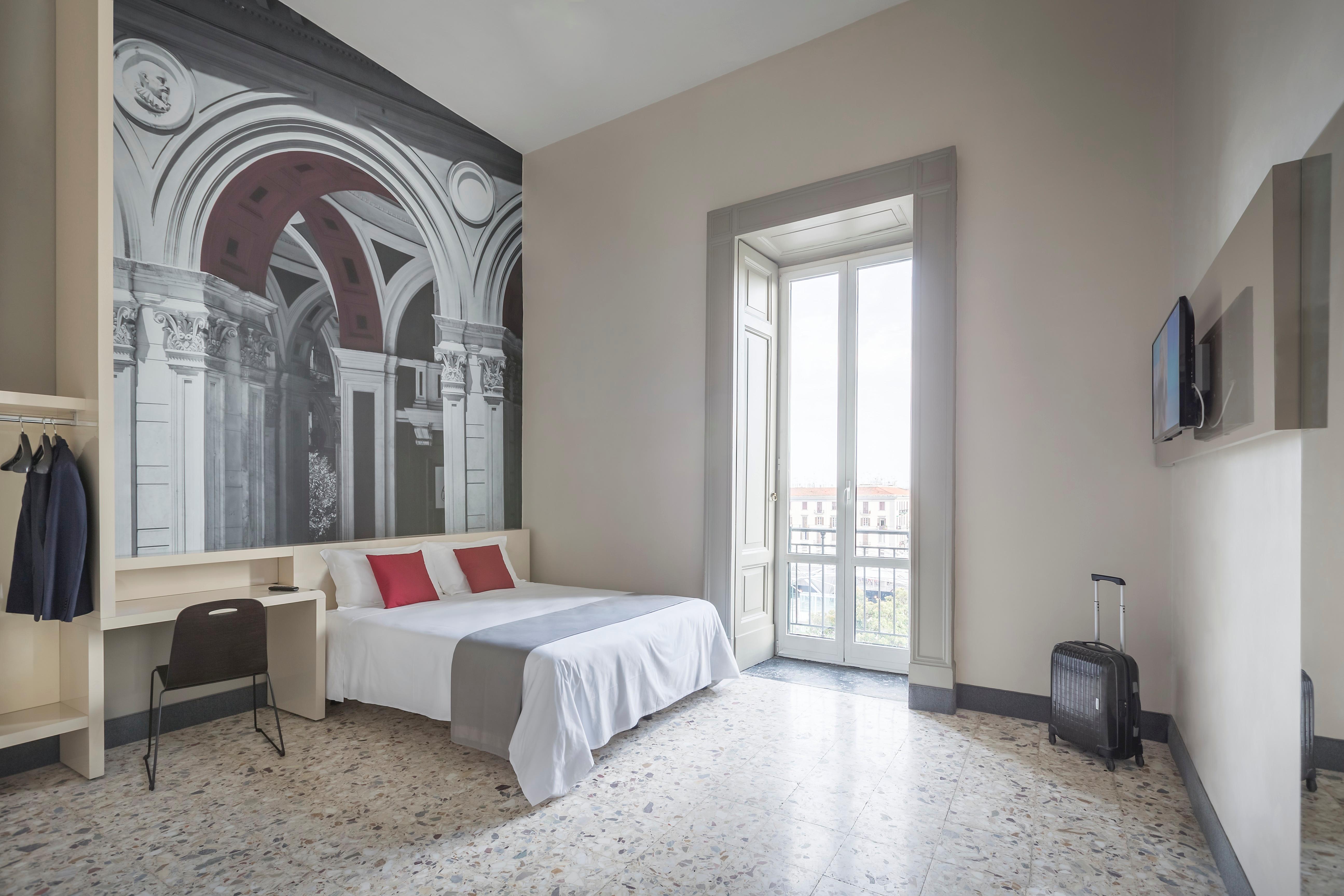 Hotel B&B Hotel Napoli 3*