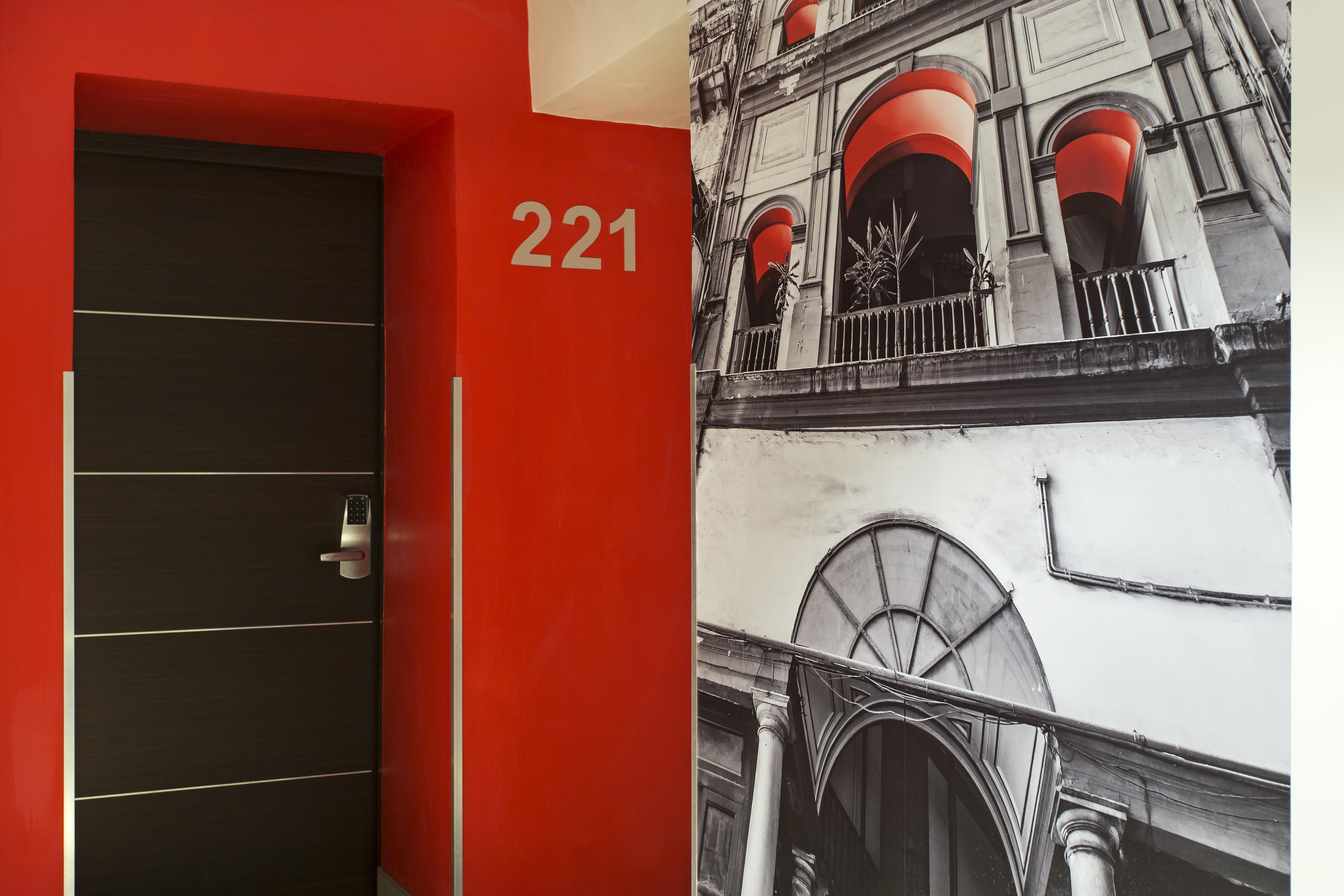 Hotel B&B Hotel Napoli 3*