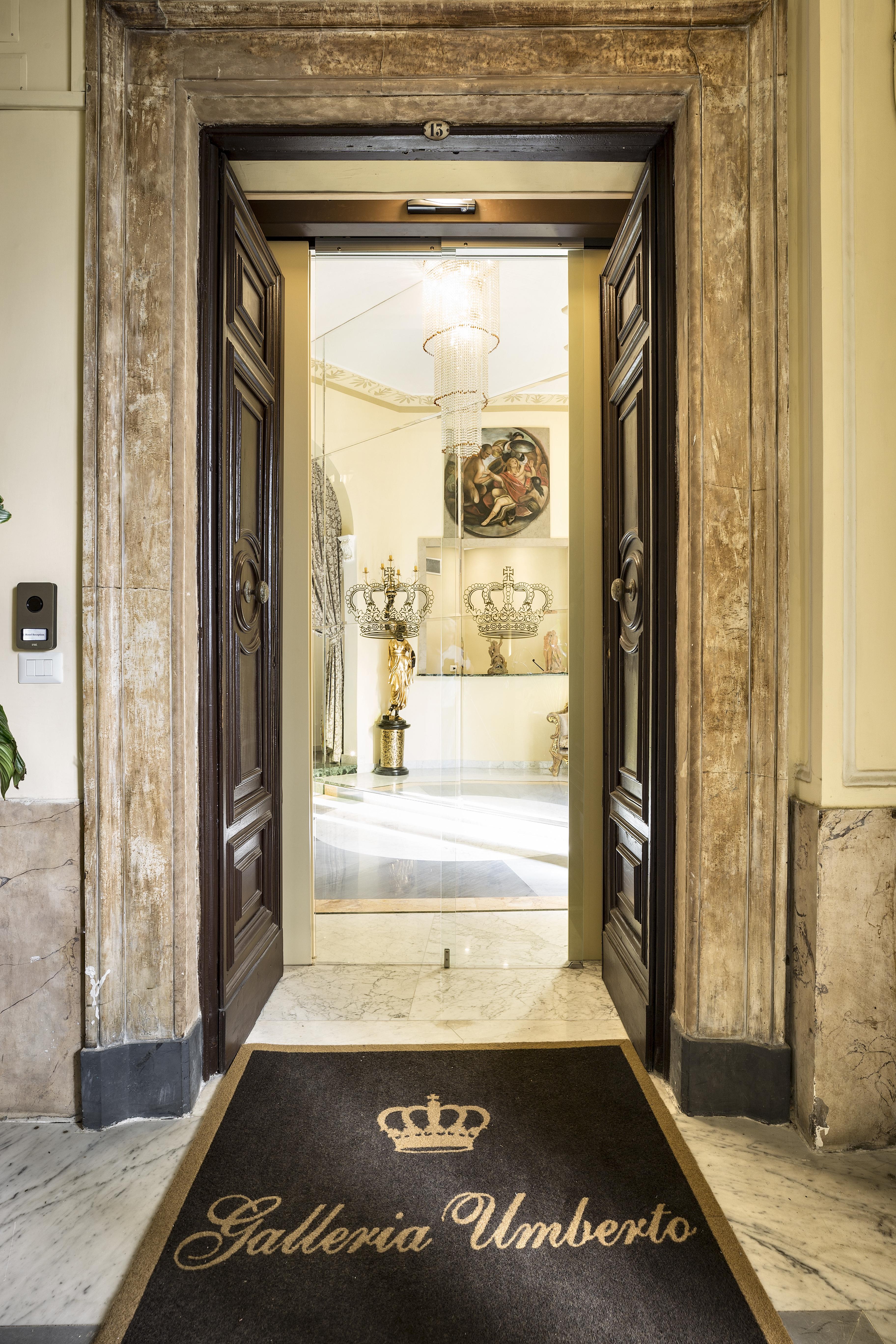 Art Galleria Umberto Hotel
