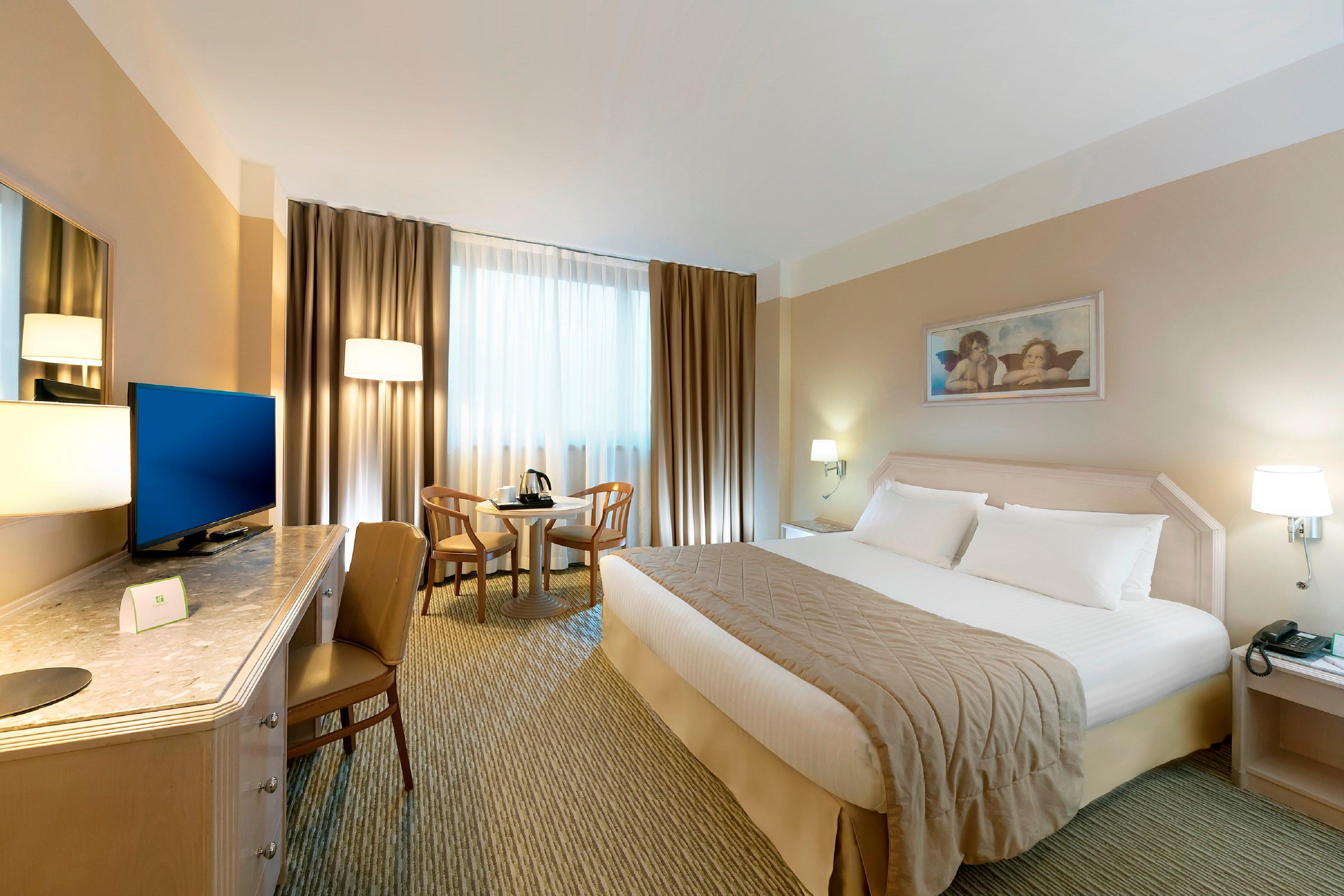 By Ihg Hotel