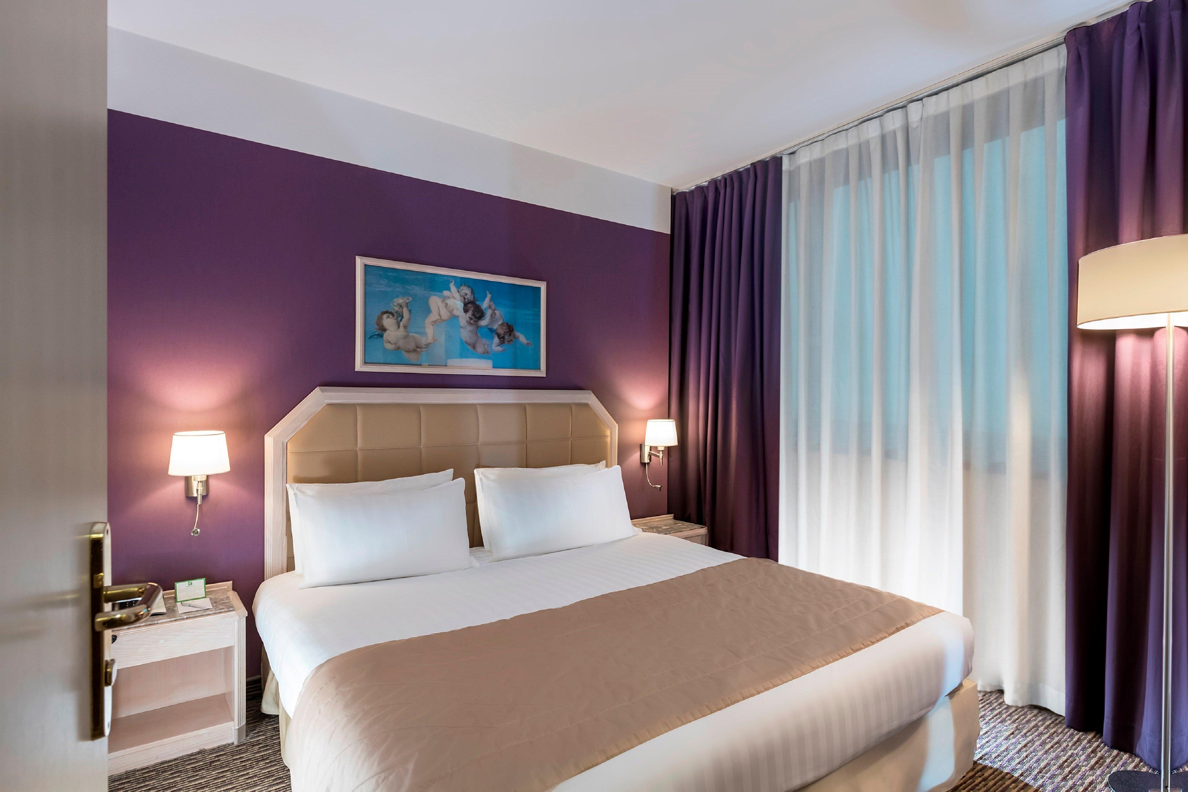 By Ihg Hotel 4*