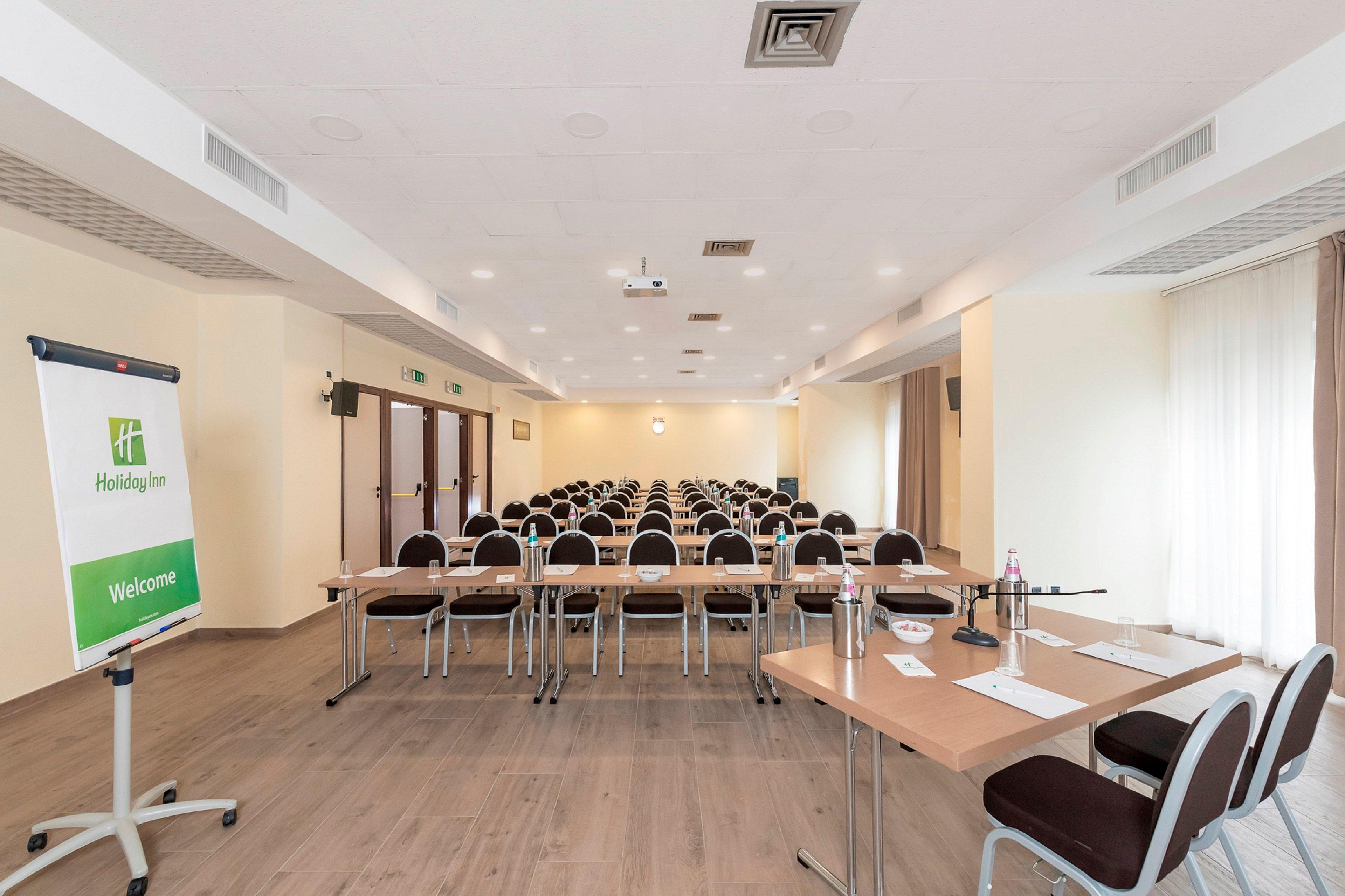 Hotel By Ihg Naples