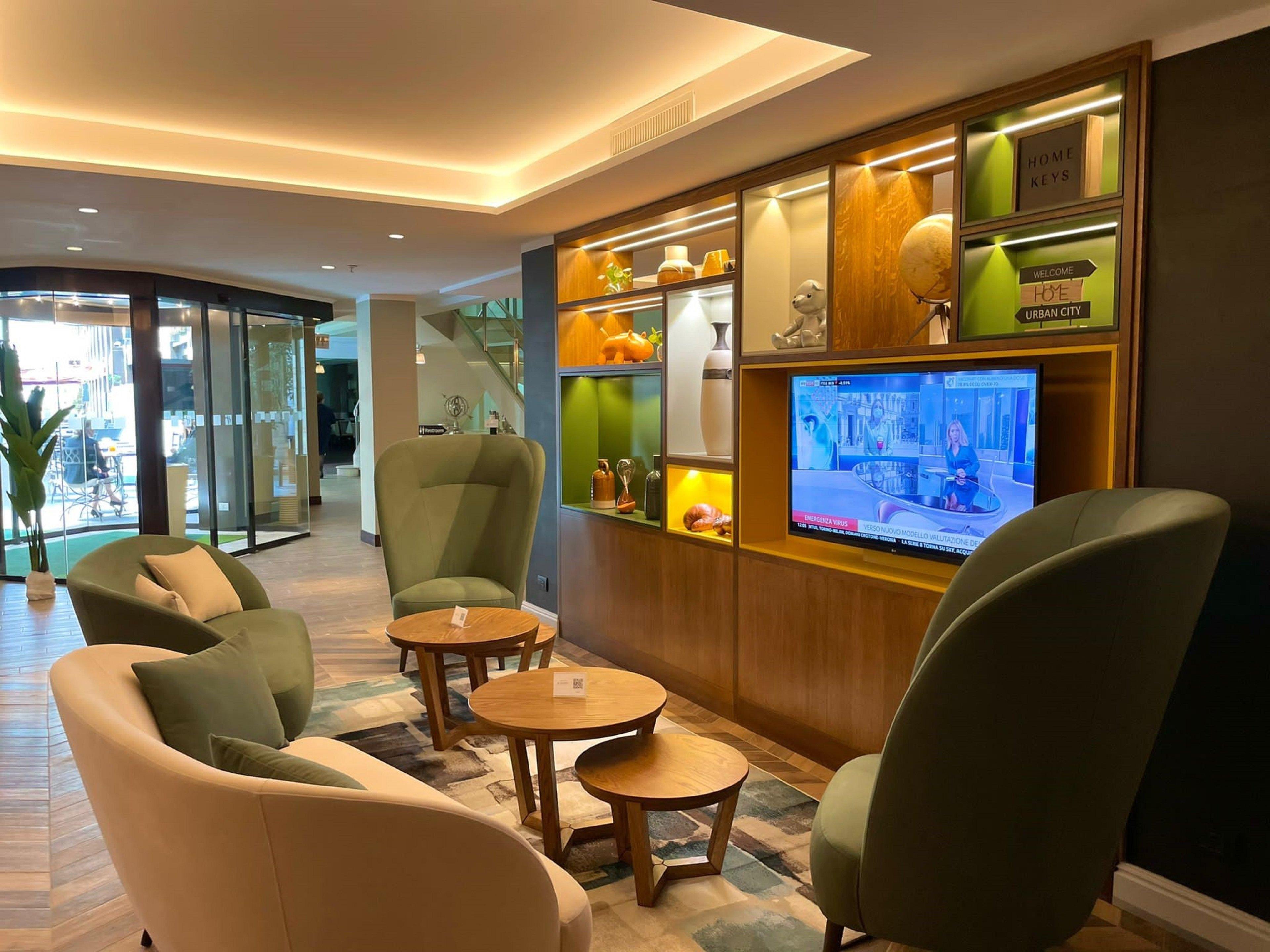 Hotel By Ihg Naples