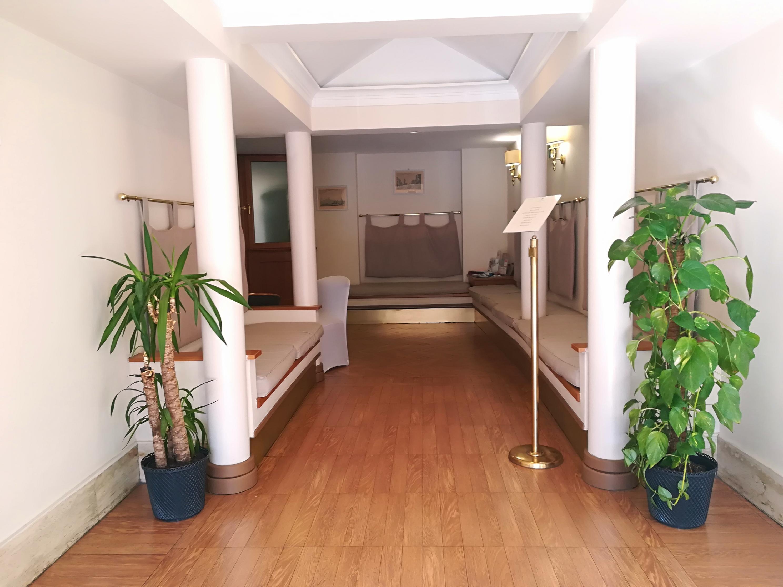 Hotel Leopardi 3*