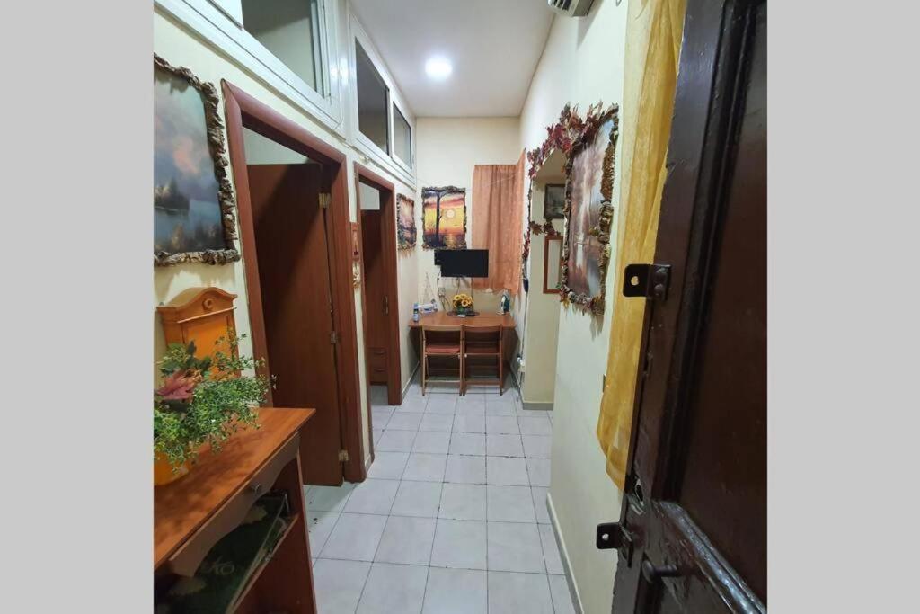 Napolix Centro, Intero Appartamentino, Casa Vacanze, Tricamere Nel Cuore Di Apartment Naples