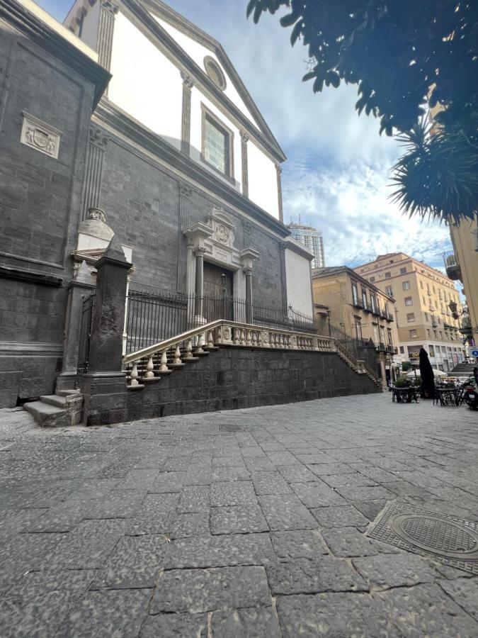 La Nova * Naples