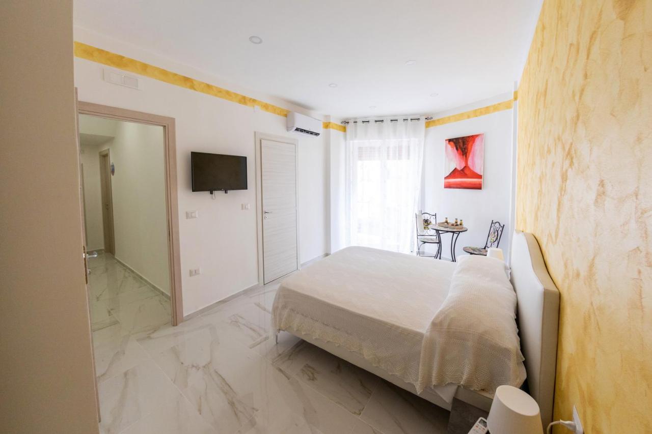 Bed & Breakfast Mary Sant'elia Naples