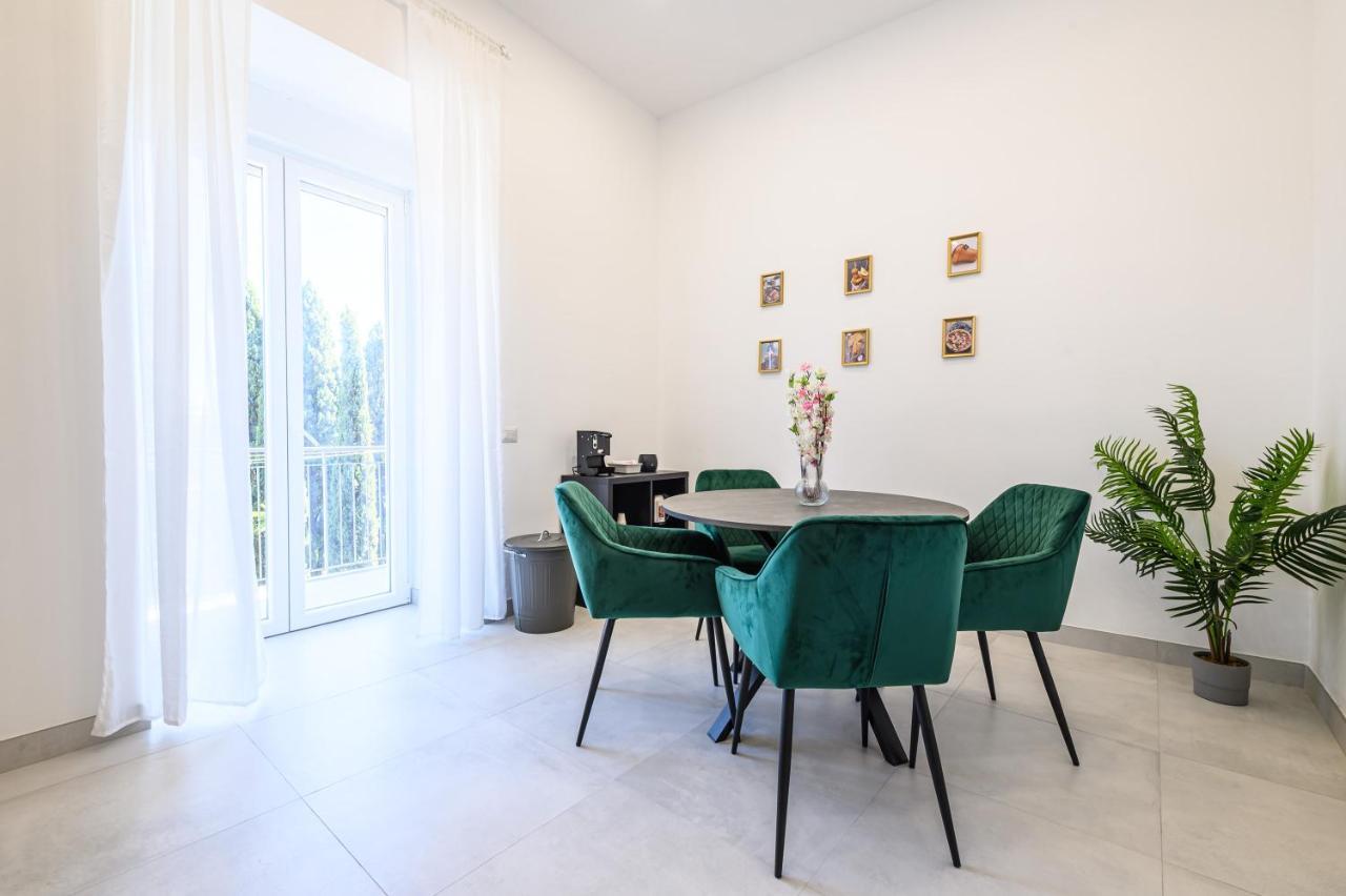 Magical Botanic-charming Apartment Naples