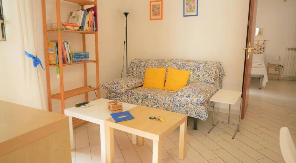 Apartment House With Garden And Parking Space In Mergellina *
