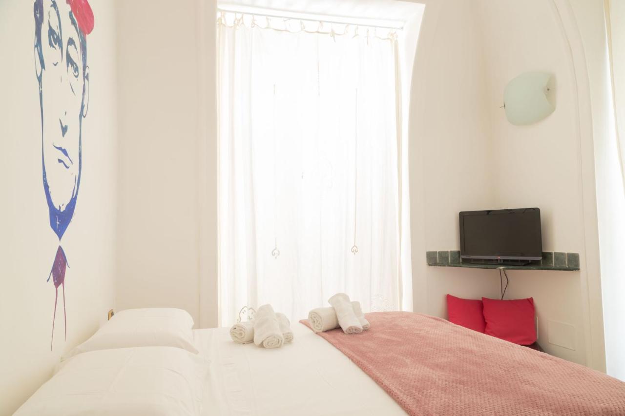 Neapolitan Style Apartrment