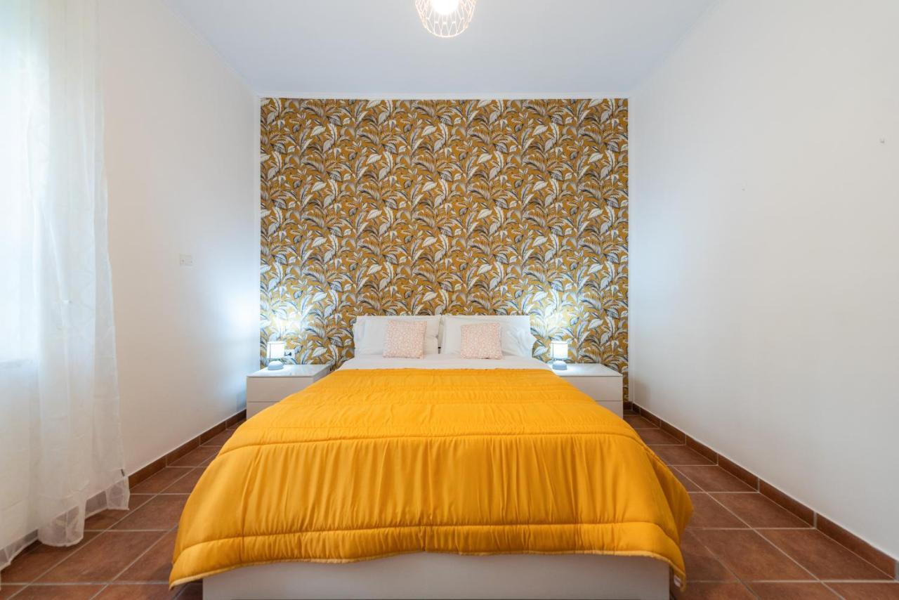 Apartment Metro 1 Materdei - Tranquillo Per 4 Naples