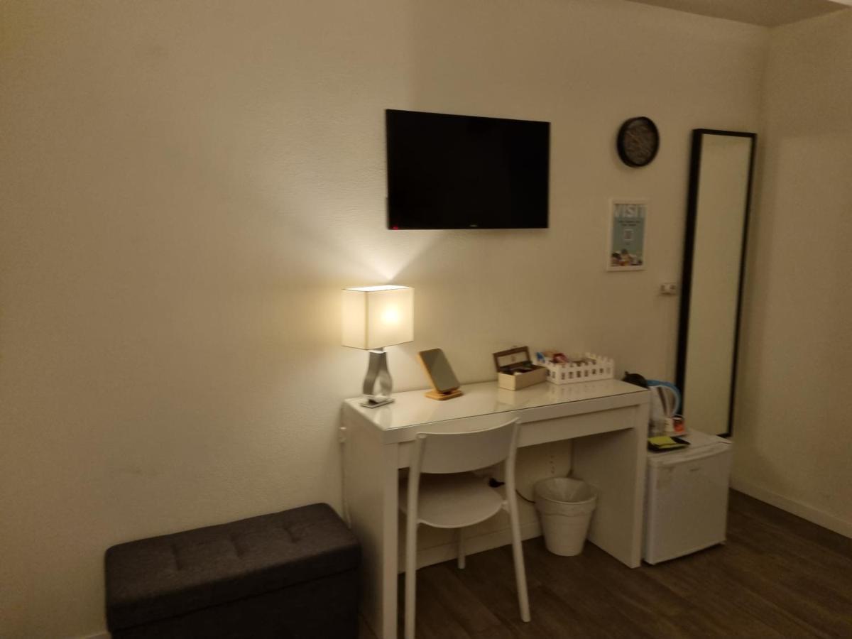 Il Conservatorio 2* Naples