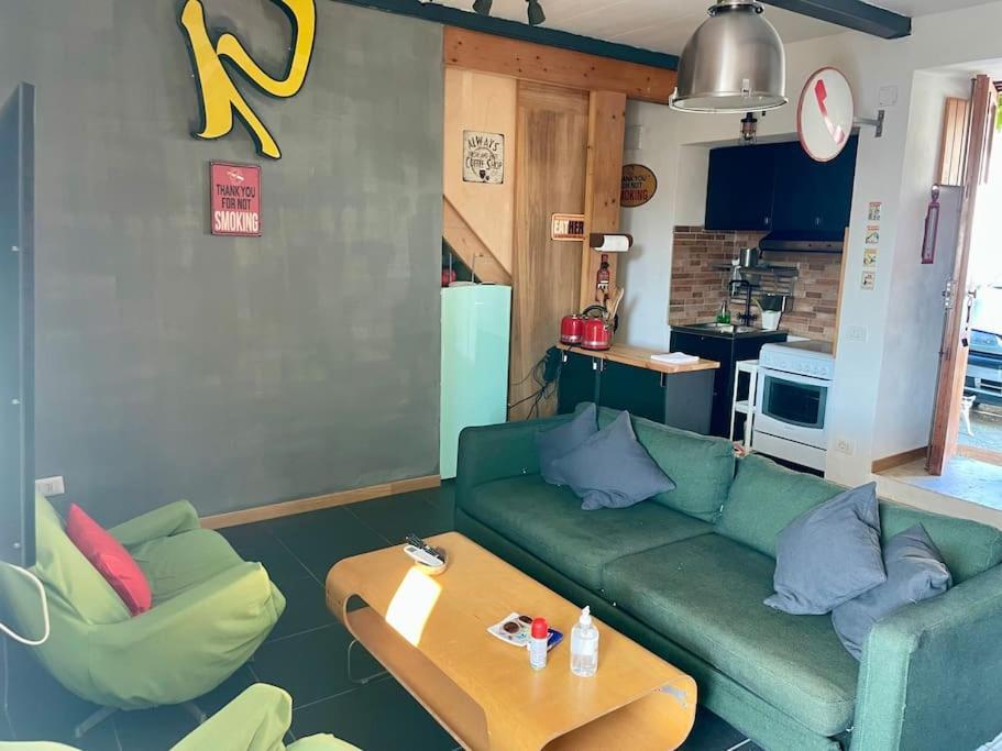 Kamyhouse Una Tranquilla Struttura Nel Verde Naples