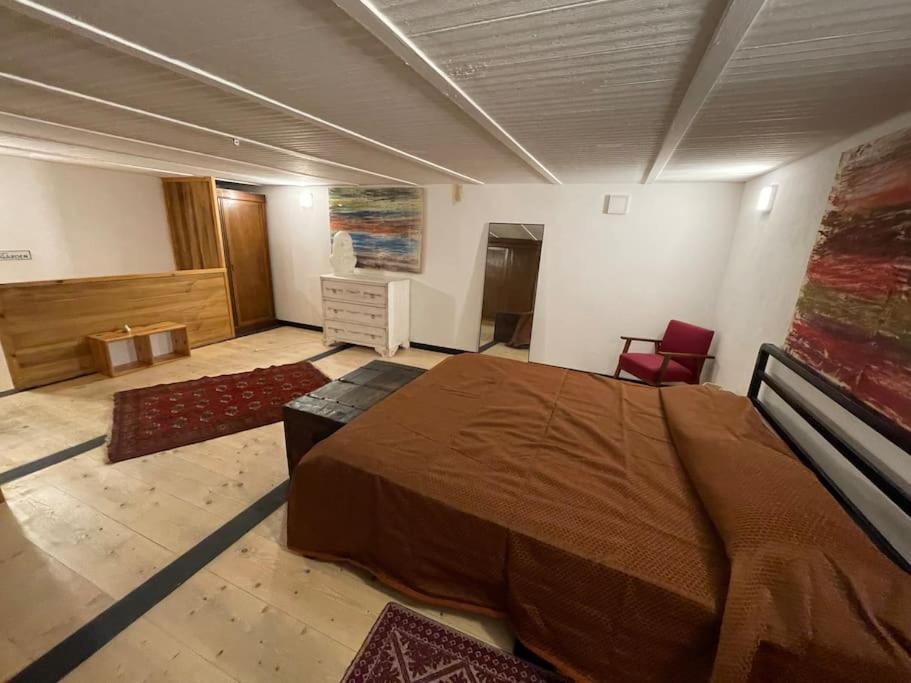 Kamyhouse Una Tranquilla Struttura Nel Verde * Naples