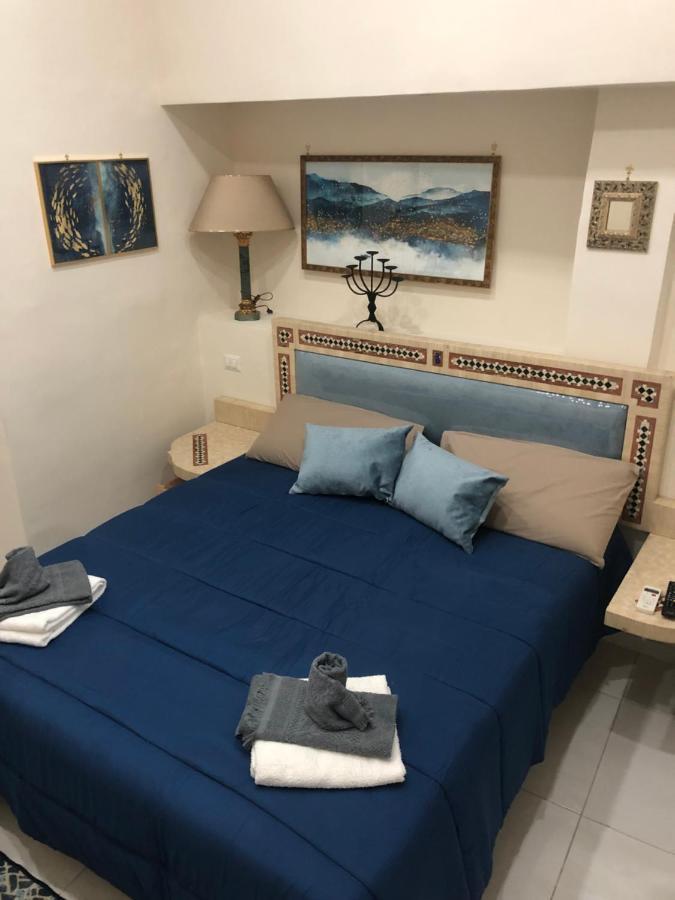 Cavour 58 Bed & Breakfast Naples