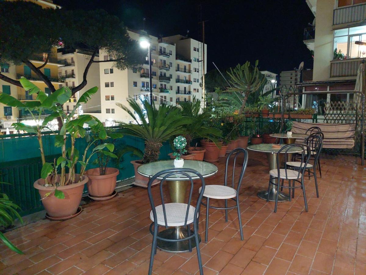 Homestay Domus Cesare Naples