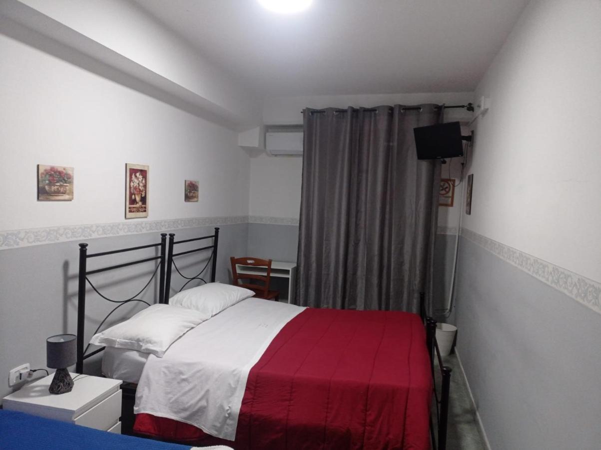 Hotel Del Conte Naples