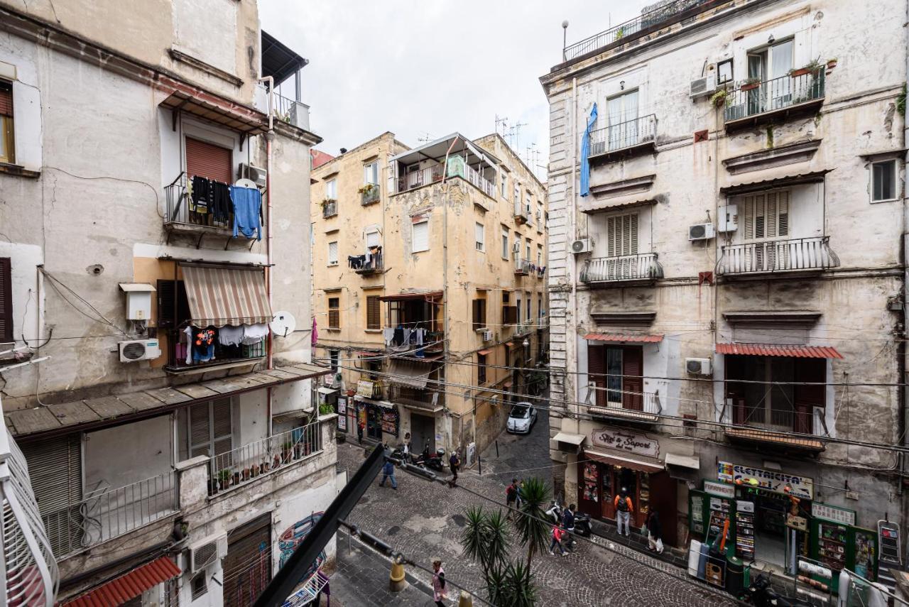 Apartment In The Heart Of Naples