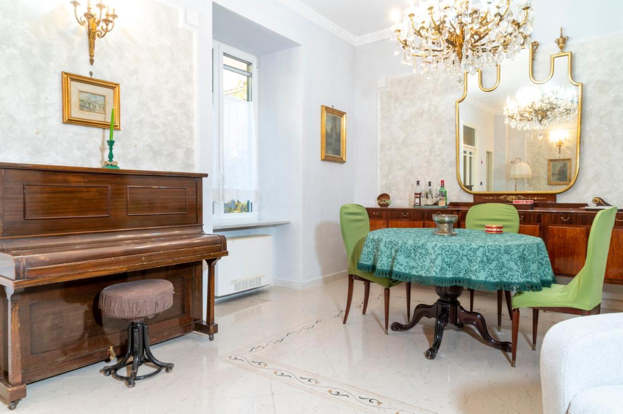 Deluxe With Garden In Vomero
