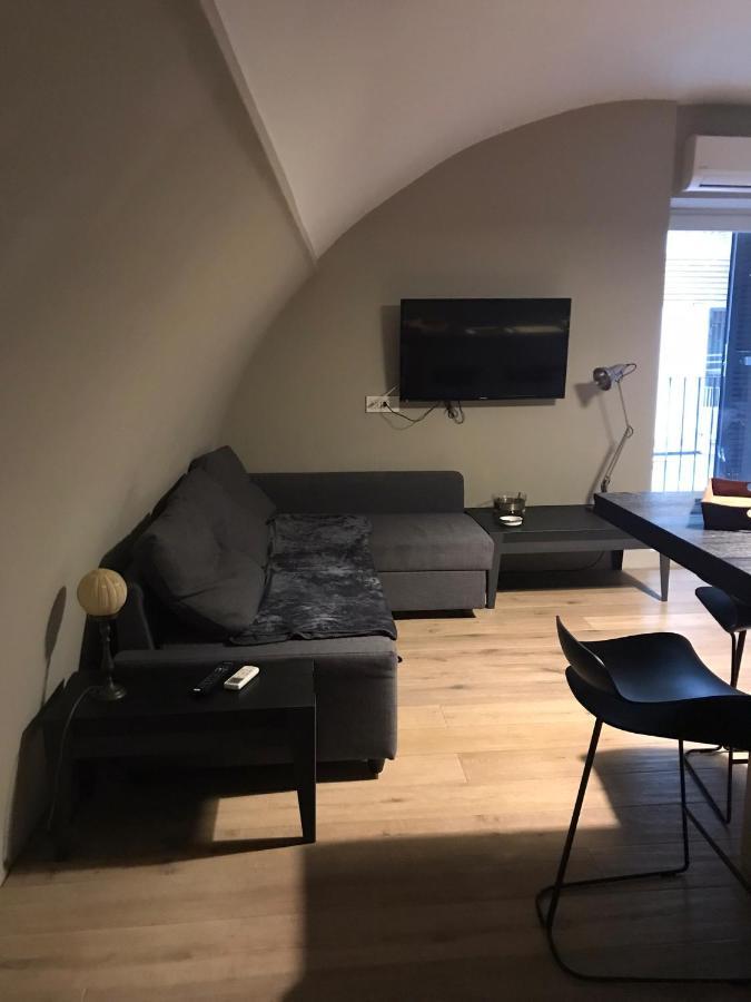 Super Design Centro Con Sky Wifi Veloce E Netflix Apartment Naples