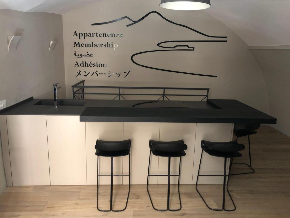 Super Design Centro Con Sky Wifi Veloce E Netflix