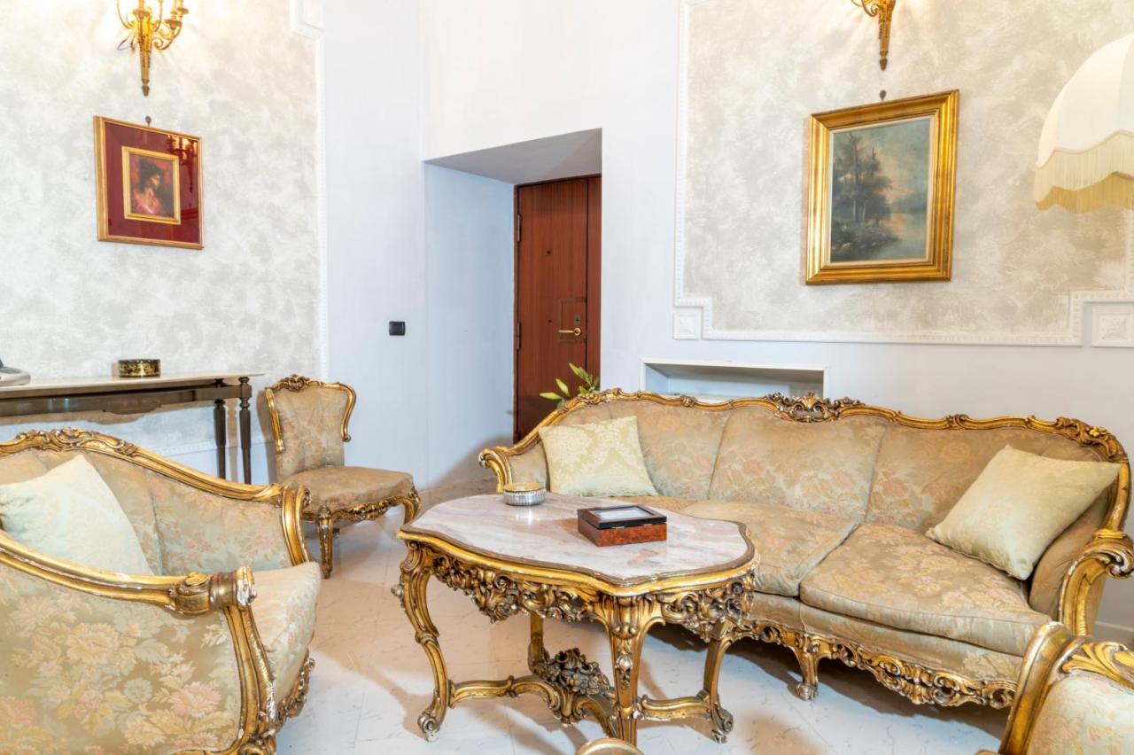 Deluxe With Garden In Vomero Apartment *