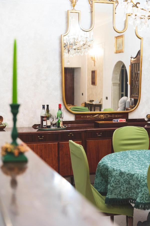 Apartment Deluxe With Garden In Vomero *