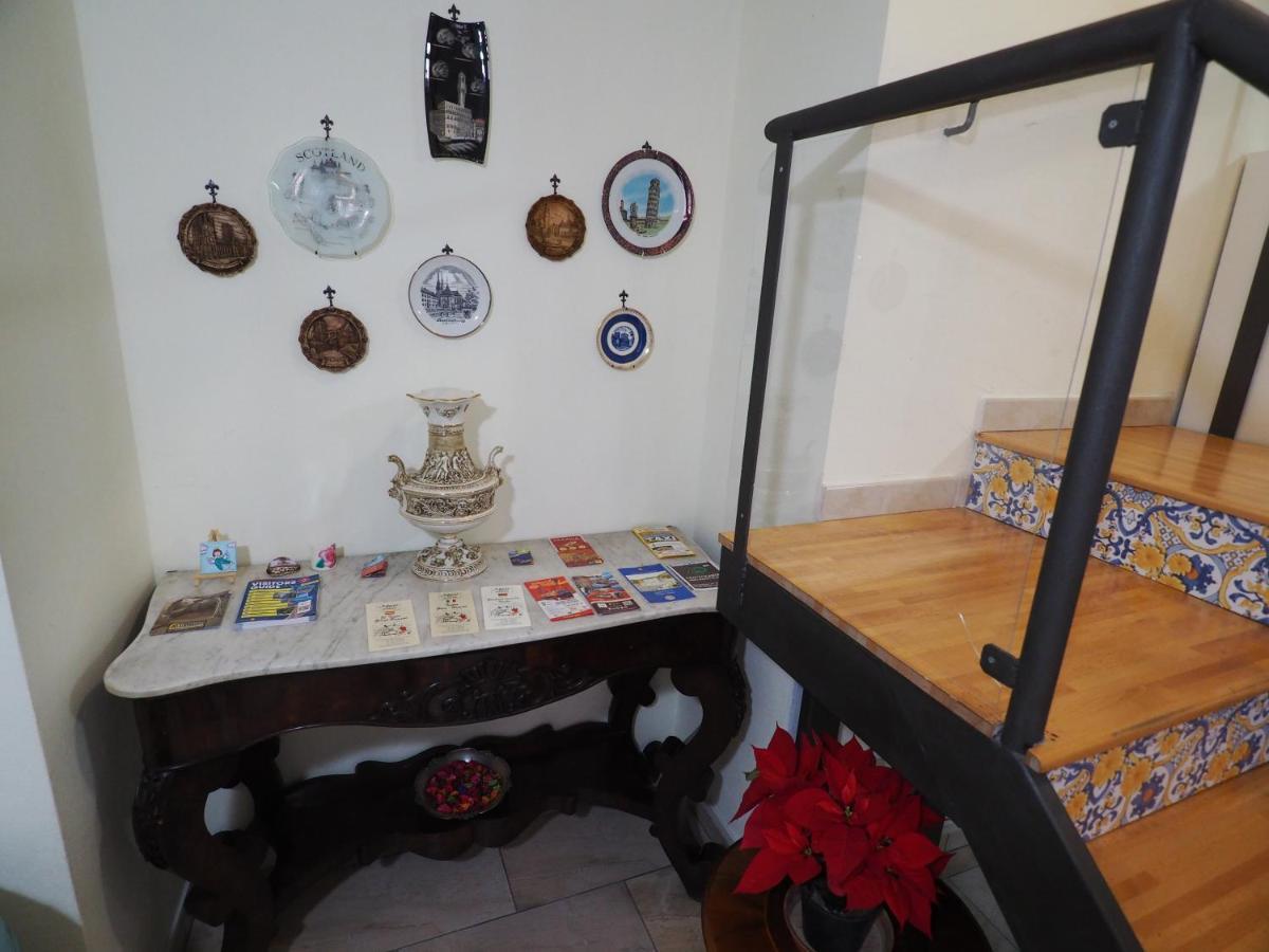 Apartment Domus Toledo Naples