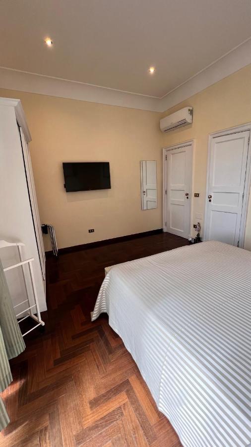 Calabritto Bed & Breakfast Naples