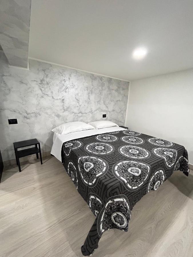 Luxury Valentino Naples