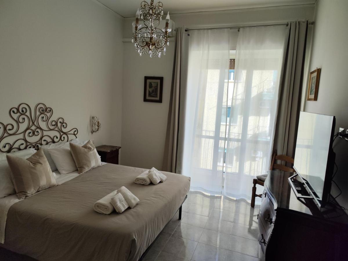 Ianos Apartment