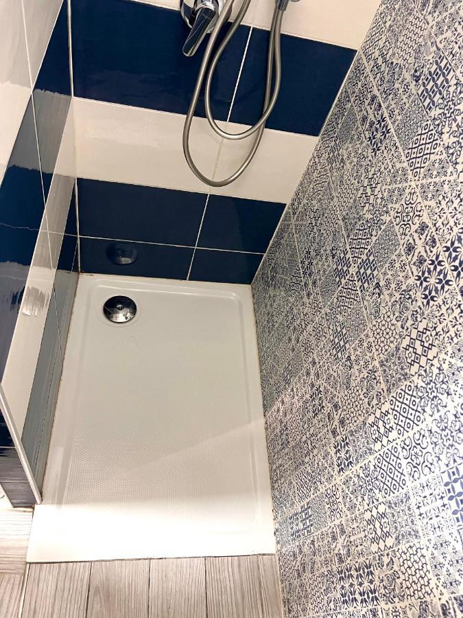 Vico Longo 25 - Ensuit Flat In The Heart Of * Naples