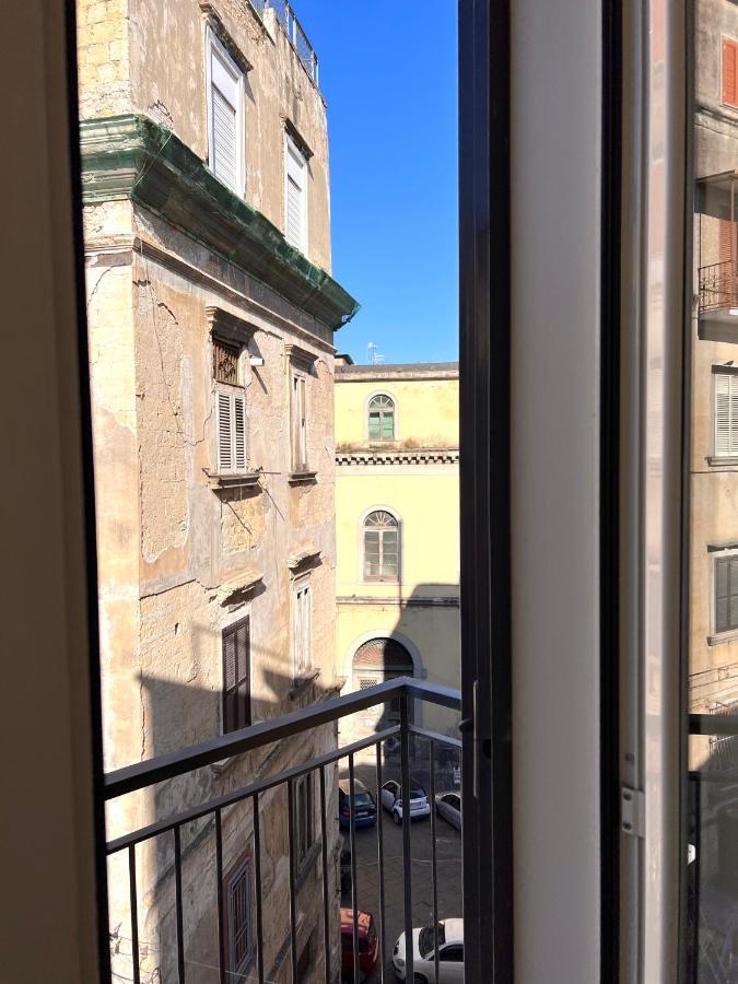 Vico Longo 25 - Ensuit Flat In The Heart Of Apartment *