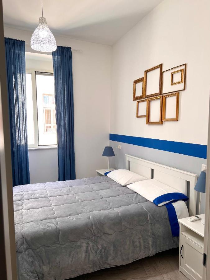 Vico Longo 25 - Ensuit Flat In The Heart Of Naples