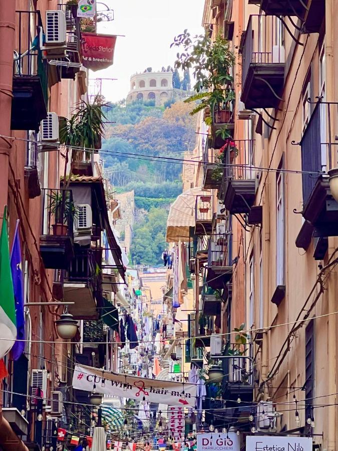 Vico Longo 25 - Ensuit Flat In The Heart Of Apartment *
